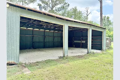 2052 County Road 540, Alvin, TX 77511 - Photo 18