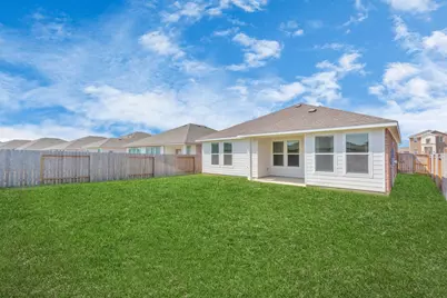 10526 Moon Valley Lane, Rosharon, TX 77583 - Photo 8