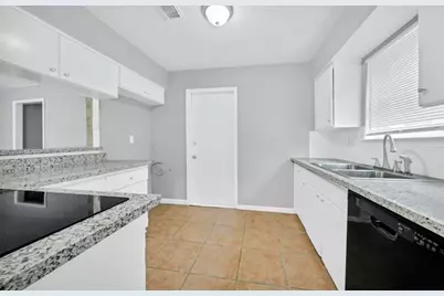 16126 La Cabana Drive, Houston, TX 77062 - Photo 10