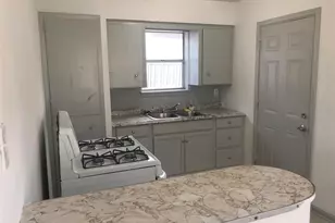 404 James St, Houston, TX 77009 - Photo 2