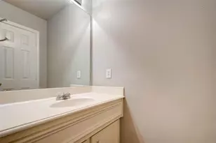 1718 Redwing Cove Dr, Houston, TX 77009 - Photo 26