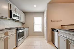 1718 Redwing Cove Dr, Houston, TX 77009 - Photo 14