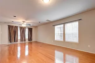 1718 Redwing Cove Dr, Houston, TX 77009 - Photo 8