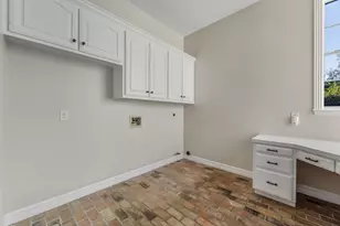 23 Watertree Dr, The Woodlands, TX 77380 - Photo 20