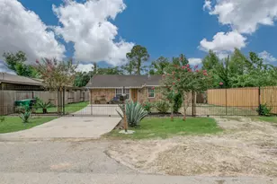 8002 Carolwood Dr, Houston, TX 77028 - Photo 1