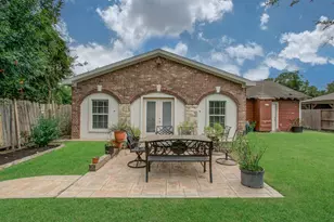 8002 Carolwood Dr, Houston, TX 77028 - Photo 36