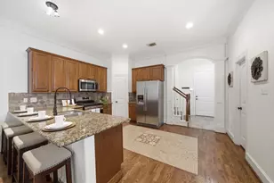 1007 Kern St, Houston, TX 77009 - Photo 8
