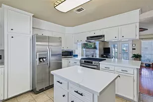 1 N Pelican St, La Marque, TX 77568 - Photo 10