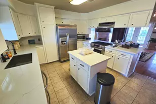1 N Pelican St, La Marque, TX 77568 - Photo 10