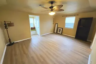 1 N Pelican St, La Marque, TX 77568 - Photo 18