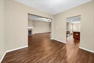 22722 Canyonback Ct, Spring, TX 77373 - Photo 4