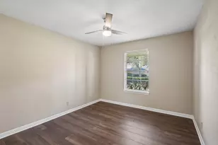 10422 Rocky Hollow Rd, La Porte, TX 77571 - Photo 20