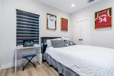 5355 Creekmont Oaks Lane, Houston, TX 77091 - Photo 16