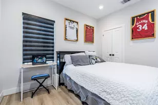 5355 Creekmont Oaks Ln, Houston, TX 77091 - Photo 16