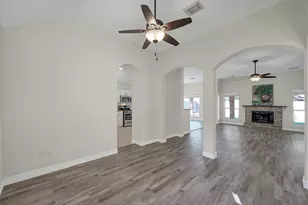 11906 Aerie Dr, Tomball, TX 77377 - Photo 8