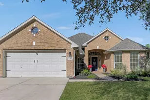 11906 Aerie Dr, Tomball, TX 77377 - Photo 2