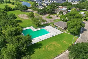 1516 S 8th St, La Porte, TX 77571 - Photo 38