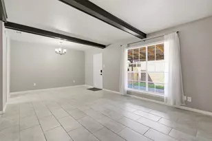 1516 S 8th St, La Porte, TX 77571 - Photo 6