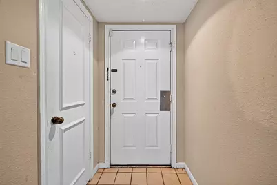 1535 Beaconshire Road, Houston, TX 77077 - Photo 8