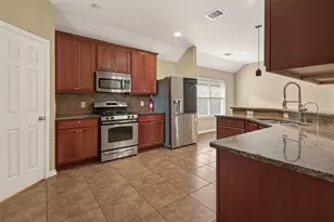 2756 Villa Bella Ct, League City, TX 77573 - Photo 14