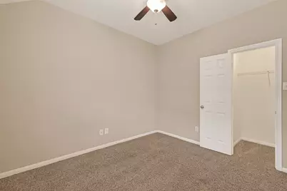 2756 Villa Bella Court, League City, TX 77573 - Photo 22