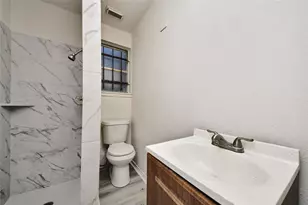 3727 Prudence Dr, Houston, TX 77045 - Photo 18