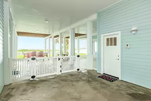 19703 Shores Dr, Galveston, TX 77554 - Photo 22