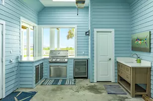 19703 Shores Dr, Galveston, TX 77554 - Photo 16