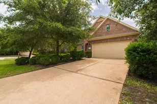 3 Canterborough Pl, Tomball, TX 77375 - Photo 1