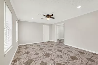 2207 Raymond Street, Pasadena, TX 77506 - Photo 4