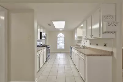 6363 French Chateau Drive, Houston, TX 77088 - Photo 4