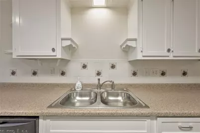 6363 French Chateau Drive, Houston, TX 77088 - Photo 6