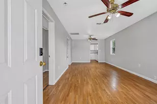 1801 55th St, Galveston, TX 77551 - Photo 10