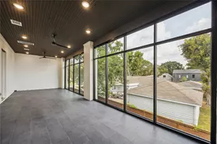 431 W 30th St, Houston, TX 77018 - Photo 8