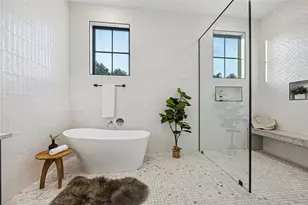 431 W 30th St, Houston, TX 77018 - Photo 22