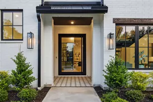 431 W 30th St, Houston, TX 77018 - Photo 4
