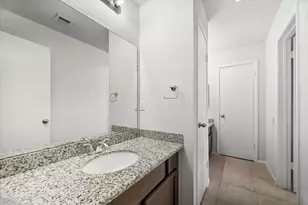 8306 Bee Meadow Ln, Houston, TX 77489 - Photo 14