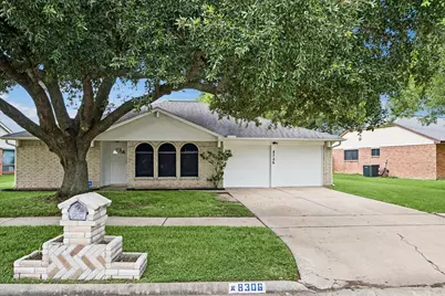 8306 Bee Meadow Lane, Houston, TX 77489 - Photo 2
