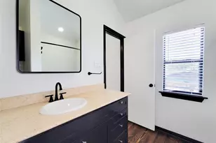 1904 Davis St, Houston, TX 77026 - Photo 30