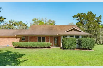 555 County Road 502A, Sweeny, TX 77480 - Photo 2