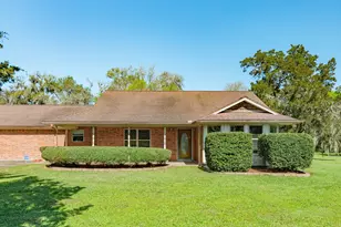 555 County Rd 502A, Sweeny, TX 77480 - Photo 2