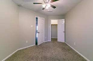 13710 Maximos Dr, Houston, TX 77083 - Photo 32