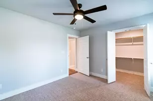 1919 Lombardy St, Houston, TX 77023 - Photo 10