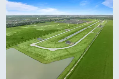 12126 Old Fashion Circle, Mont Belvieu, TX 77535 - Photo 8