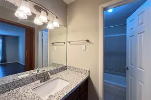 8020 Braesmain Dr, Houston, TX 77025 - Photo 26