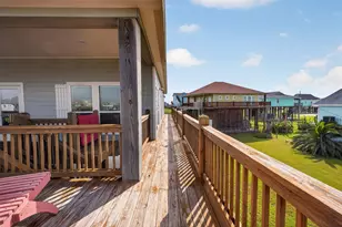 844 Eastview, Crystal Beach, TX 77650 - Photo 30
