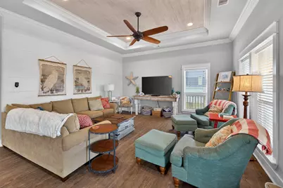 844 Eastview, Crystal Beach, TX 77650 - Photo 2