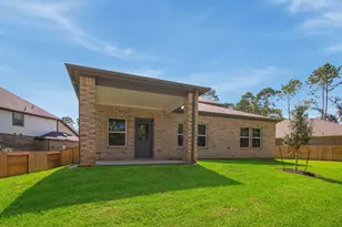 402 Elf Owl Ct, Willis, TX 77318 - Photo 4