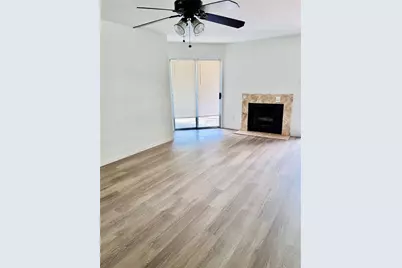 9797 Leawood Boulevard #1412, Houston, TX 77099 - Photo 6