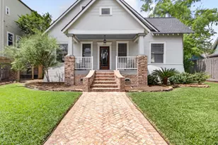 2009 Arlington St, Houston, TX 77008 - Photo 1